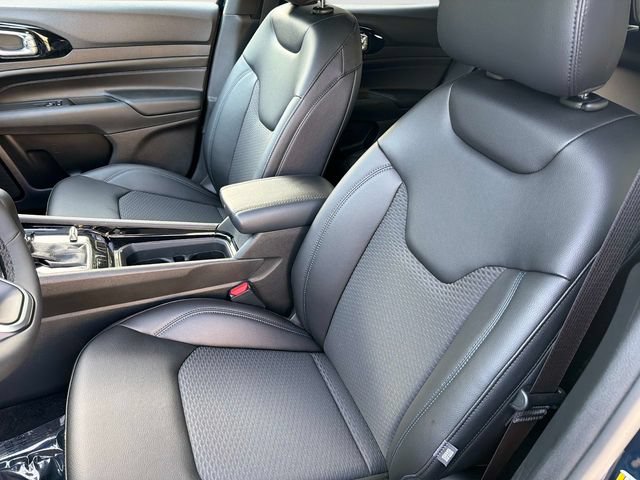 New 2026 Jeep Compass Latitude AWD/4WD image 20