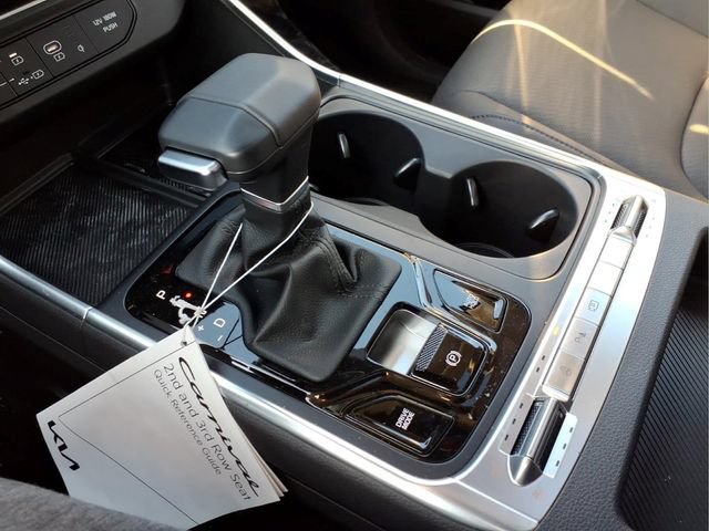 Used 2025 Kia Carnival SX Prestige FWD image 26