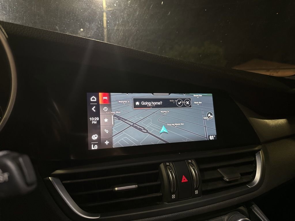 Used 2022 Alfa Romeo Giulia Veloce image 13