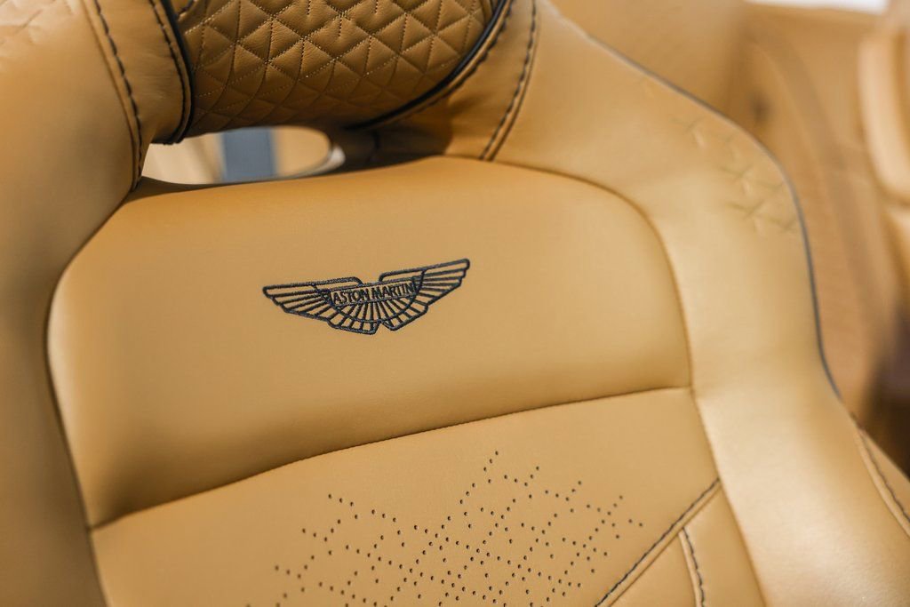 Used 2021 Aston Martin DBS Superleggera Volante image 26