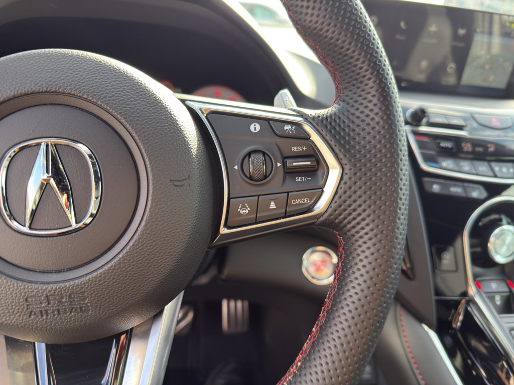 Used 2025 Acura RDX A-Spec image 17