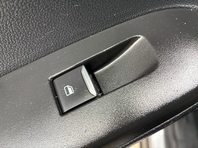 Used 2022 Ford Escape SE w/ Convenience Package image 19