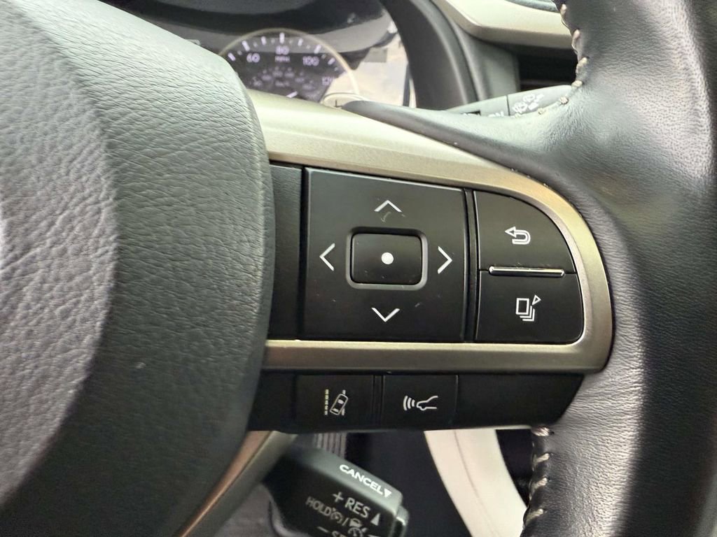 Used 2021 Lexus RX 350L Premium w/ Premium Package image 21