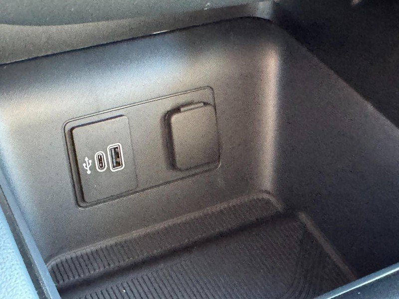 New 2026 Ford Explorer ST-Line w/ ST-Line Street Pack AWD/4WD image 16