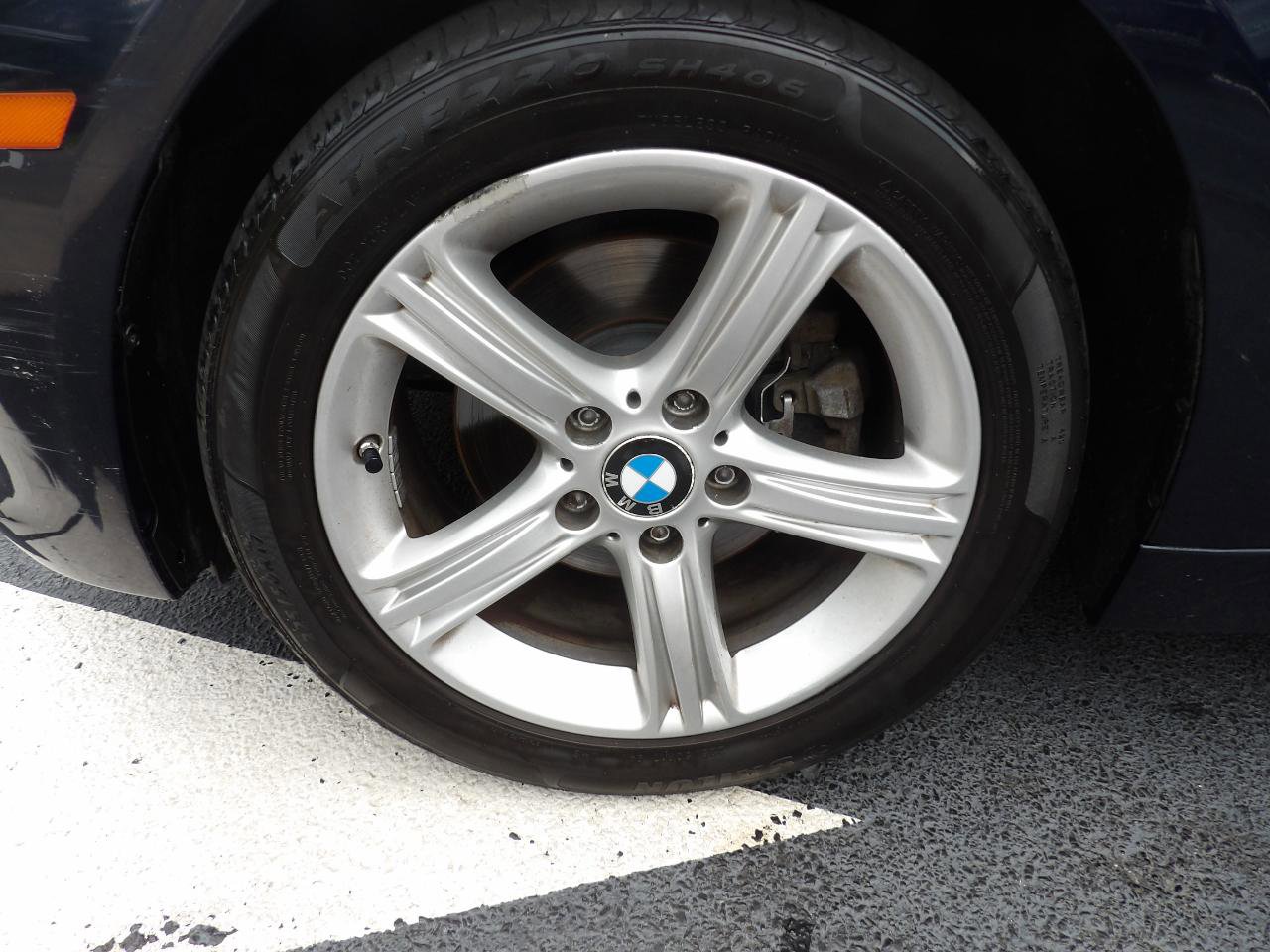Used 2015 BMW 320i xDrive Sedan image 30