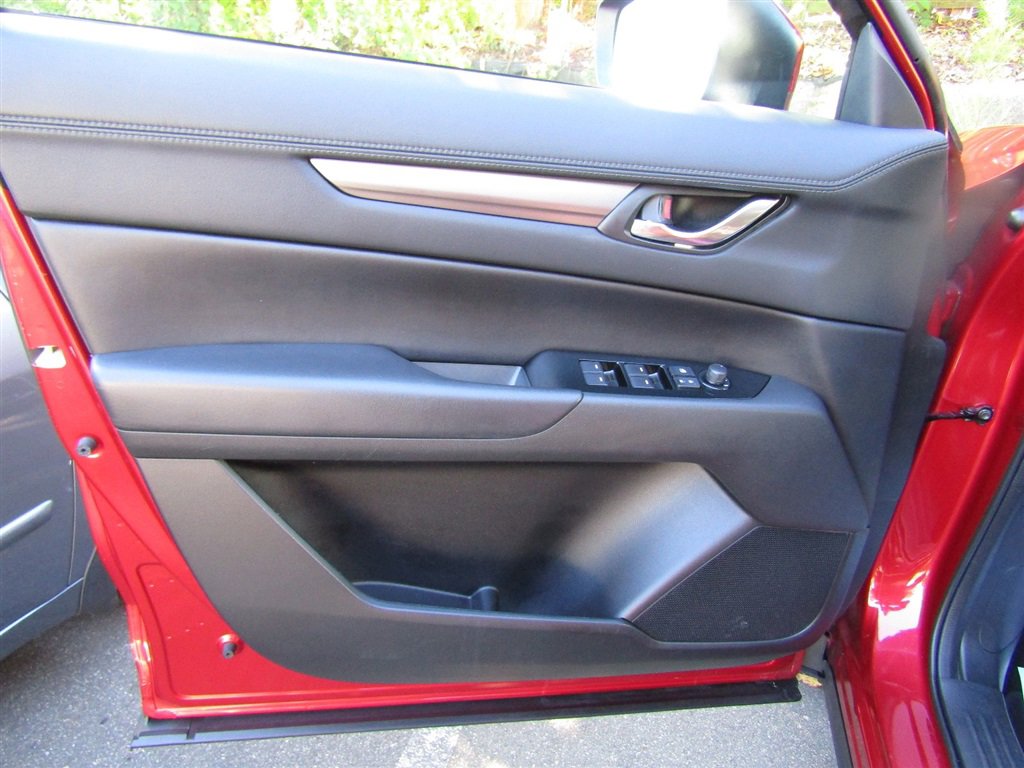Used 2018 MAZDA CX-5 Touring image 14