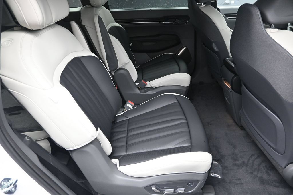 New 2026 Kia EV9 GT-Line AWD/4WD image 39