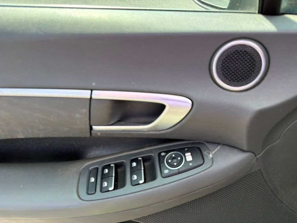 Used 2022 Hyundai Sonata SE FWD image 22
