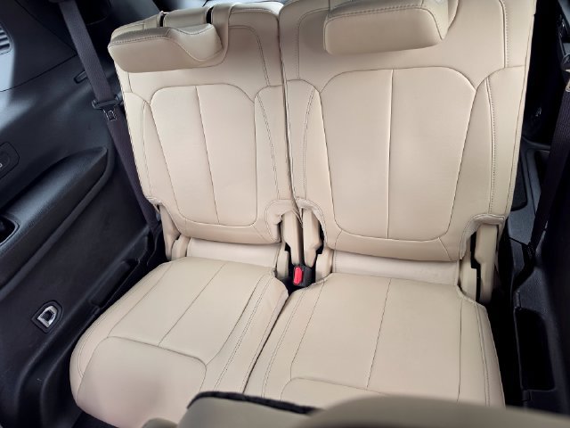 Used 2025 Jeep Grand Cherokee L Limited AWD/4WD image 21