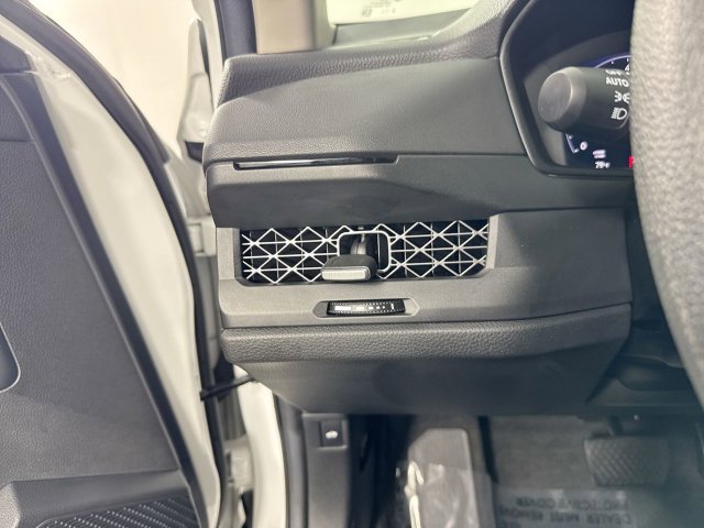 Used 2025 Honda Accord SE image 15