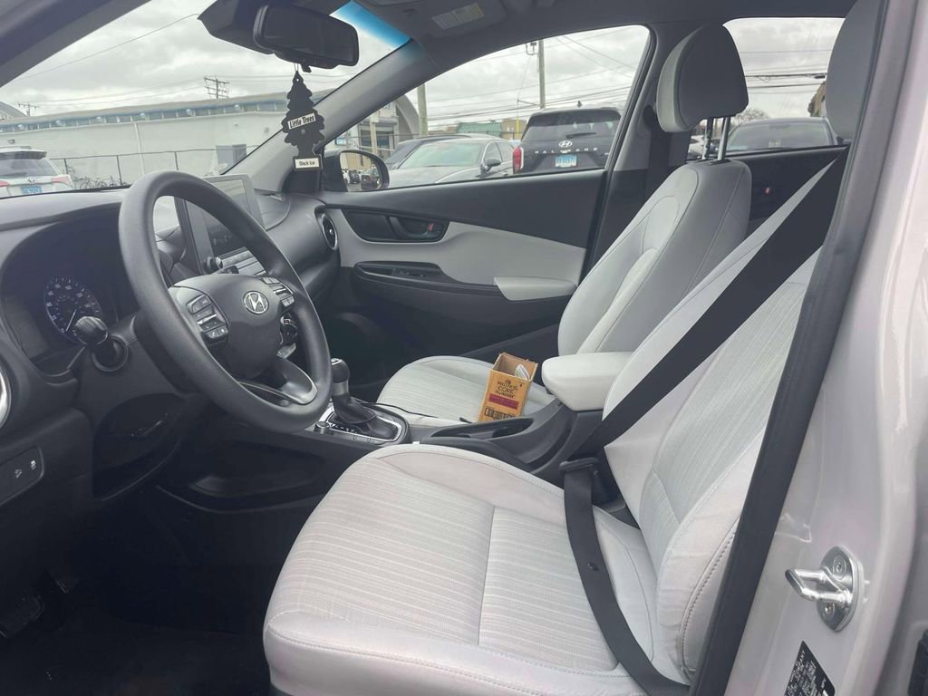 Used 2023 Hyundai Kona SEL image 15