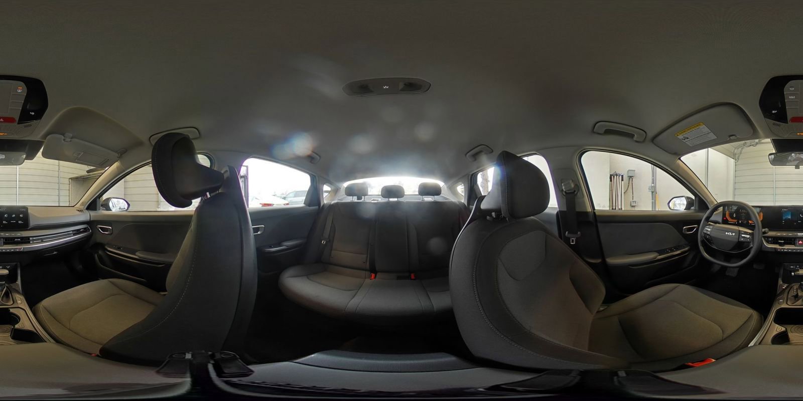 Used 2025 Kia K4 LXS image 41