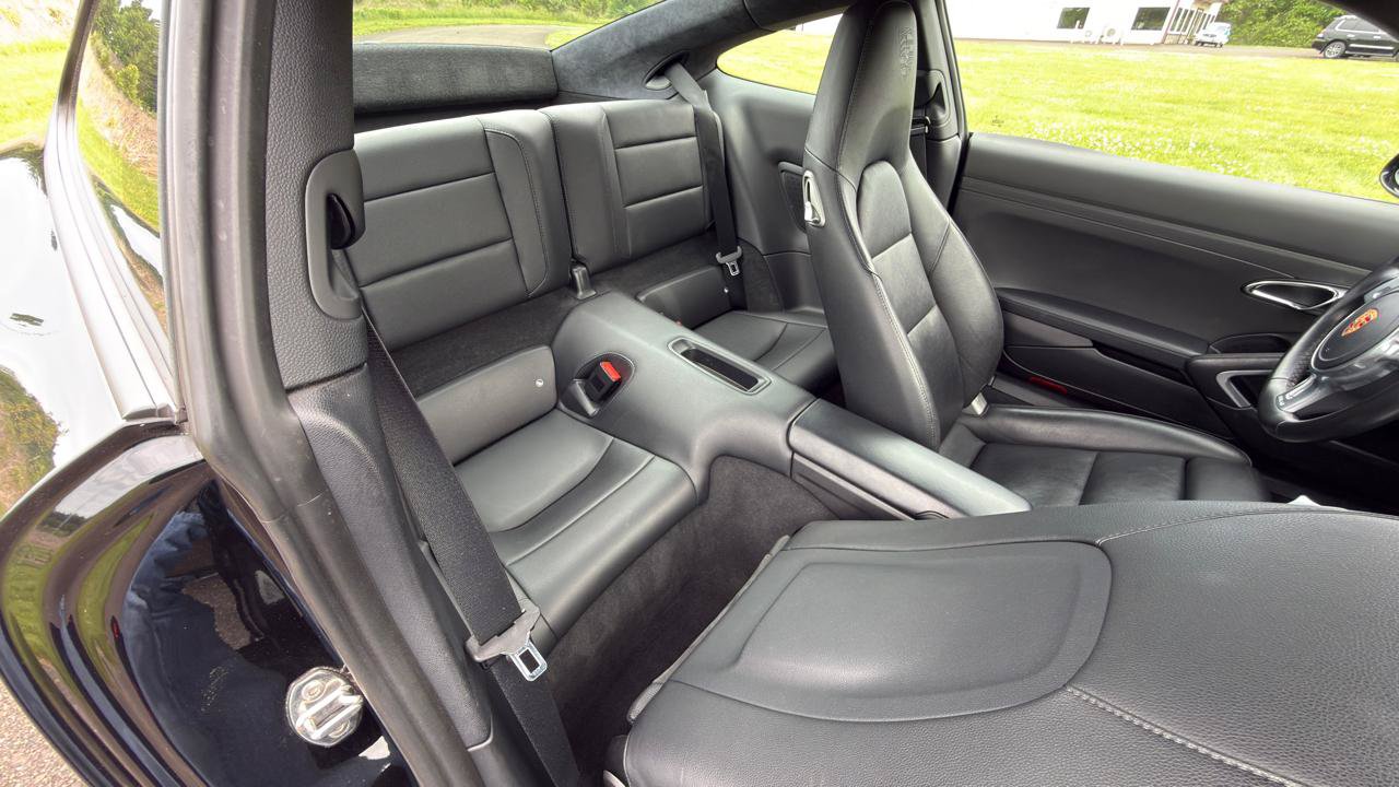 Used 2016 Porsche 911 Carrera Black Edition RWD image 47