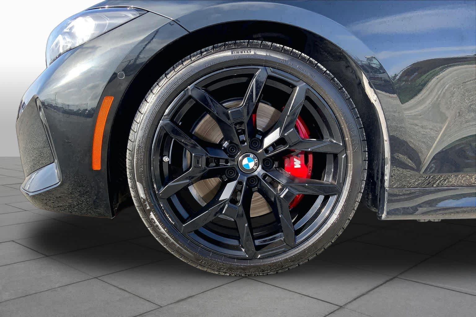 Used 2025 BMW M340i w/ Premium Package RWD image 11