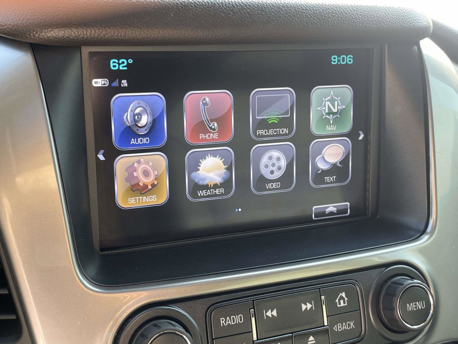 Used 2018 Chevrolet Tahoe Premier AWD/4WD image 10