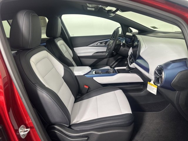 New 2026 Chevrolet Equinox EV LT image 15