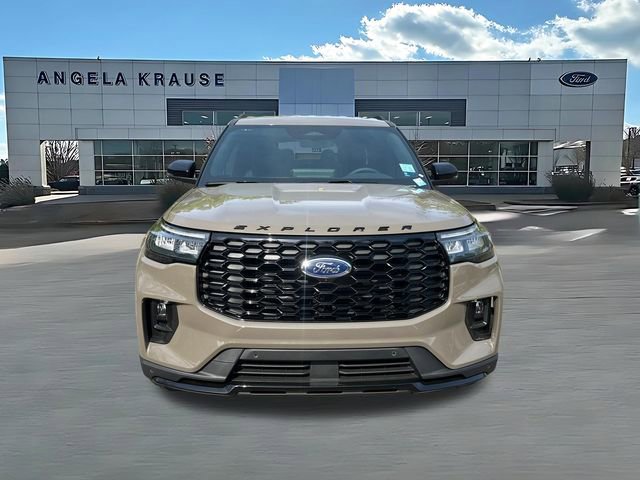 New 2026 Ford Explorer ST-Line w/ ST-Line Street Pack RWD video 2