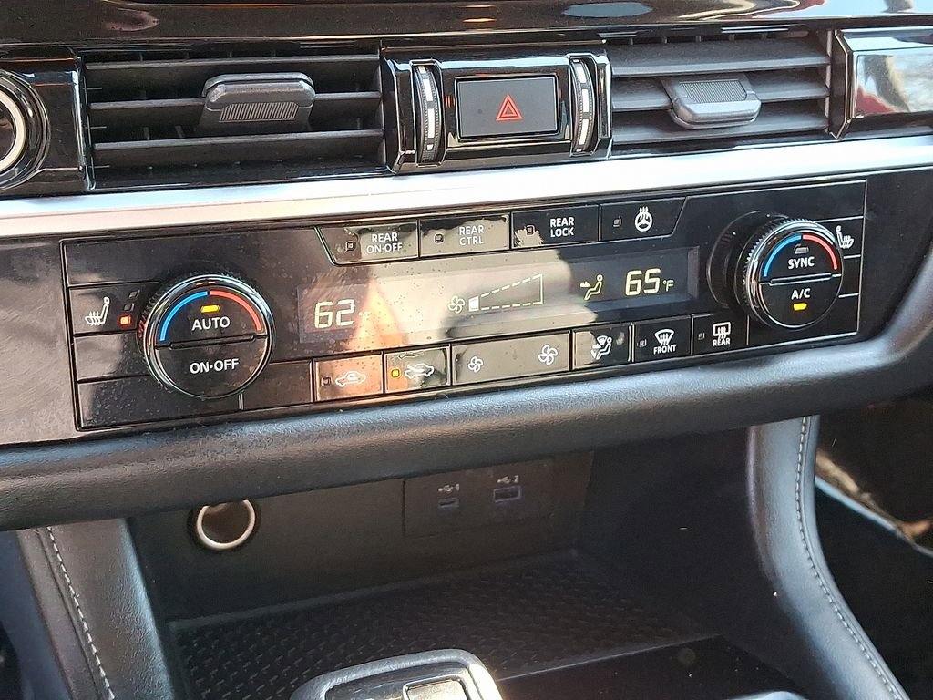 Used 2022 Nissan Pathfinder SL image 16