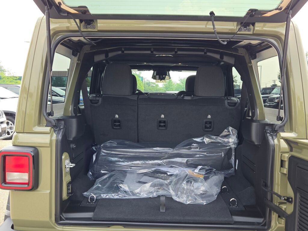 New 2025 Jeep Wrangler Sport S image 18