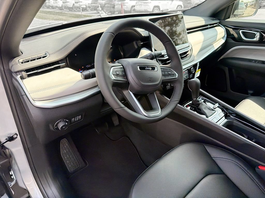 New 2026 Jeep Compass Limited AWD/4WD image 13