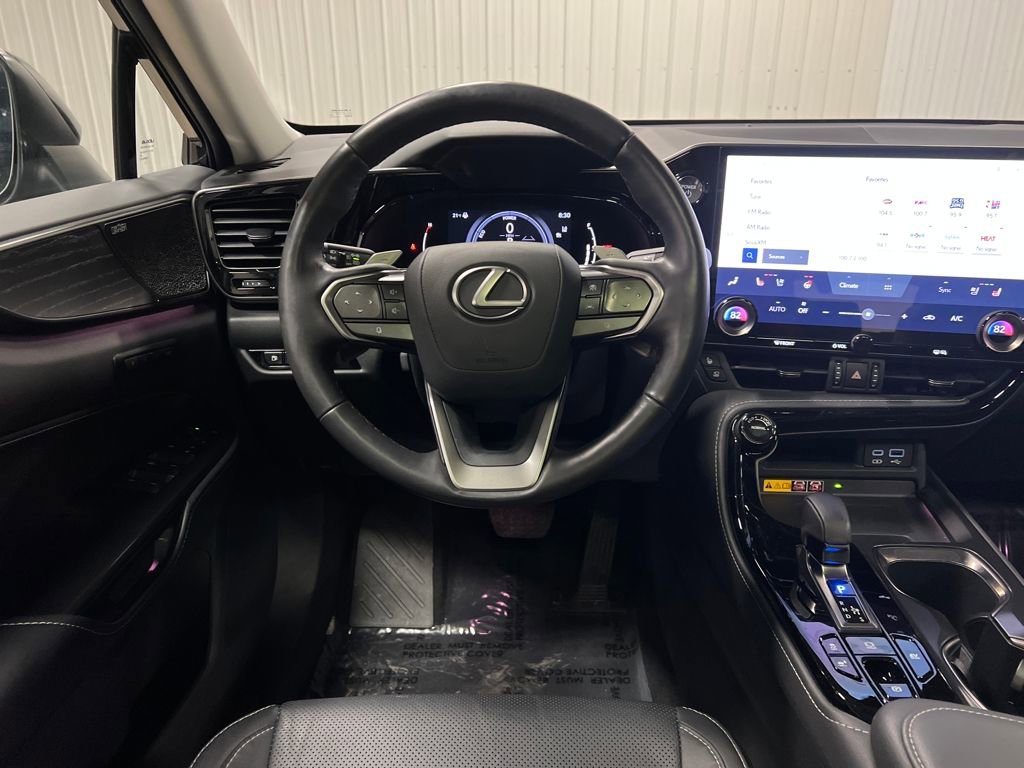Used 2024 Lexus NX 350h AWD w/ Vision Package image 13