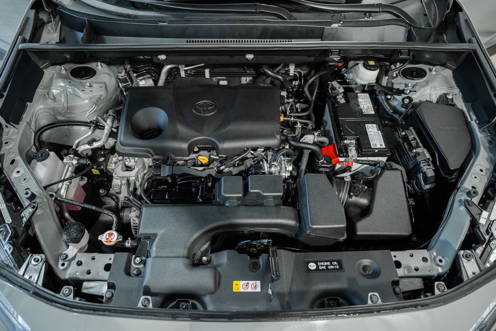 Used 2023 Toyota RAV4 XLE image 16