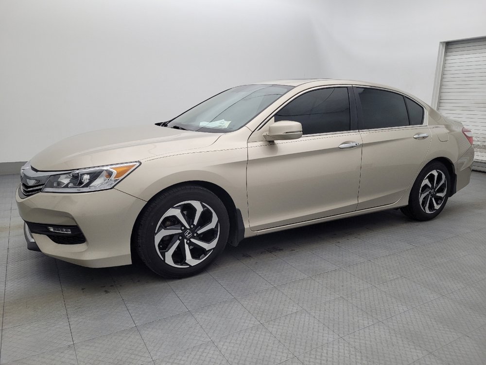 Used 2016 Honda Accord EX-L image 2