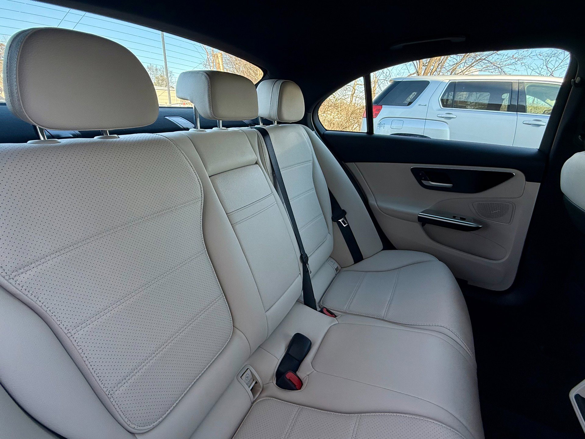 Used 2024 Mercedes-Benz C 300 Sedan image 19