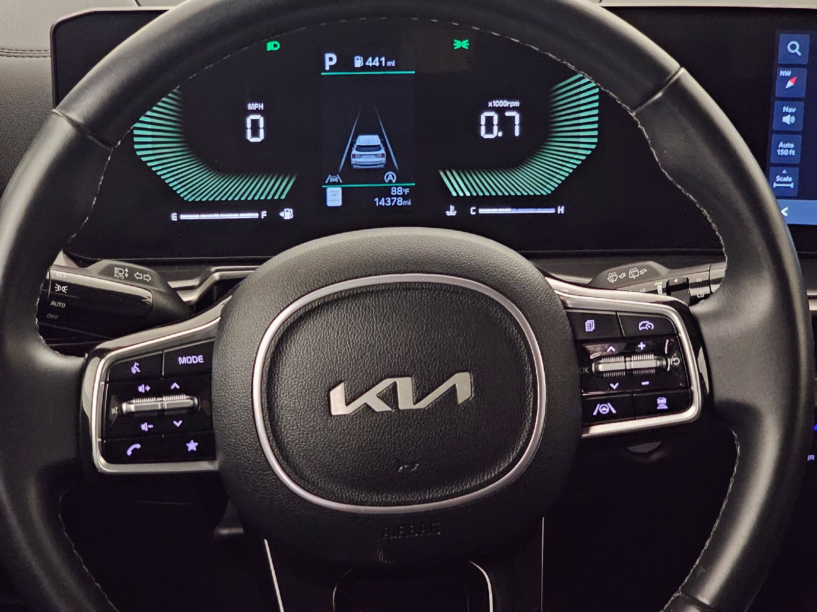 Used 2024 Kia Sorento S w/ Panoramic Sunroof Package FWD image 12