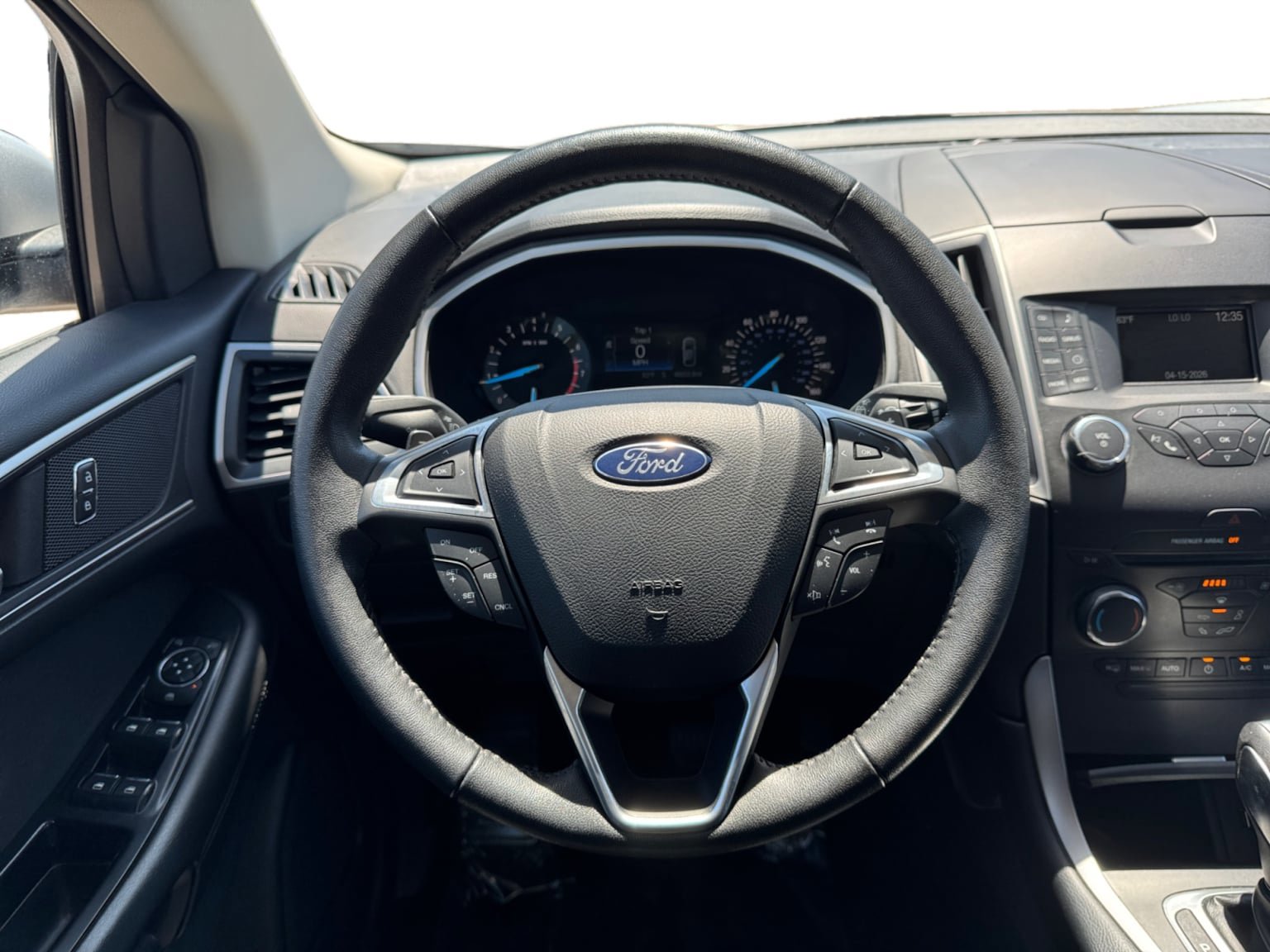 Used 2016 Ford Edge SEL FWD image 13