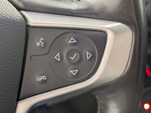 Used 2020 GMC Terrain SLT w/ Preferred Package image 17