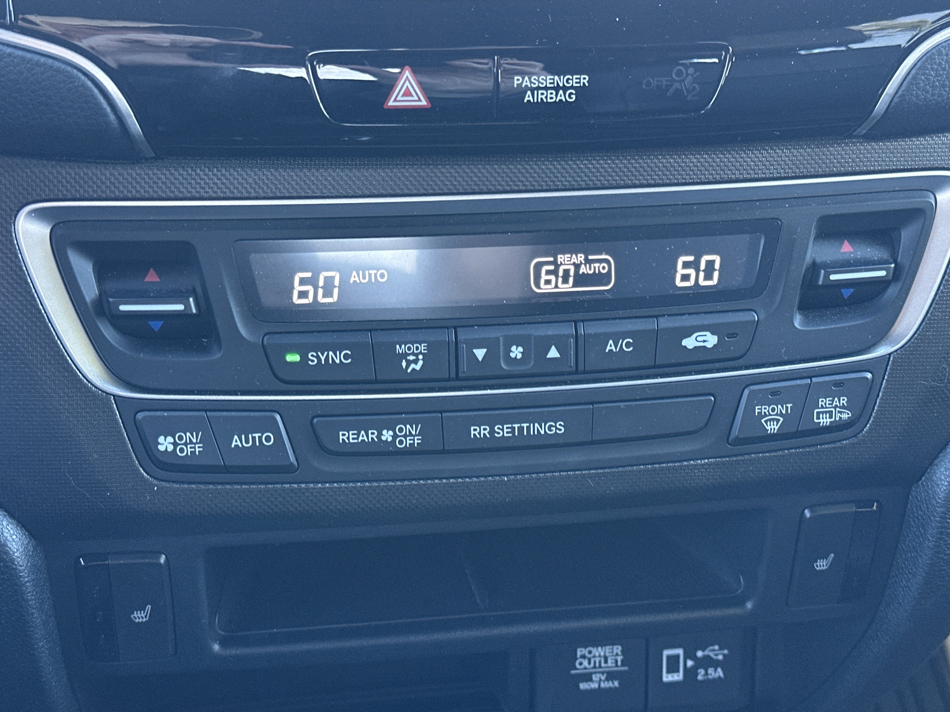 Certified 2022 Honda Passport TrailSport image 33