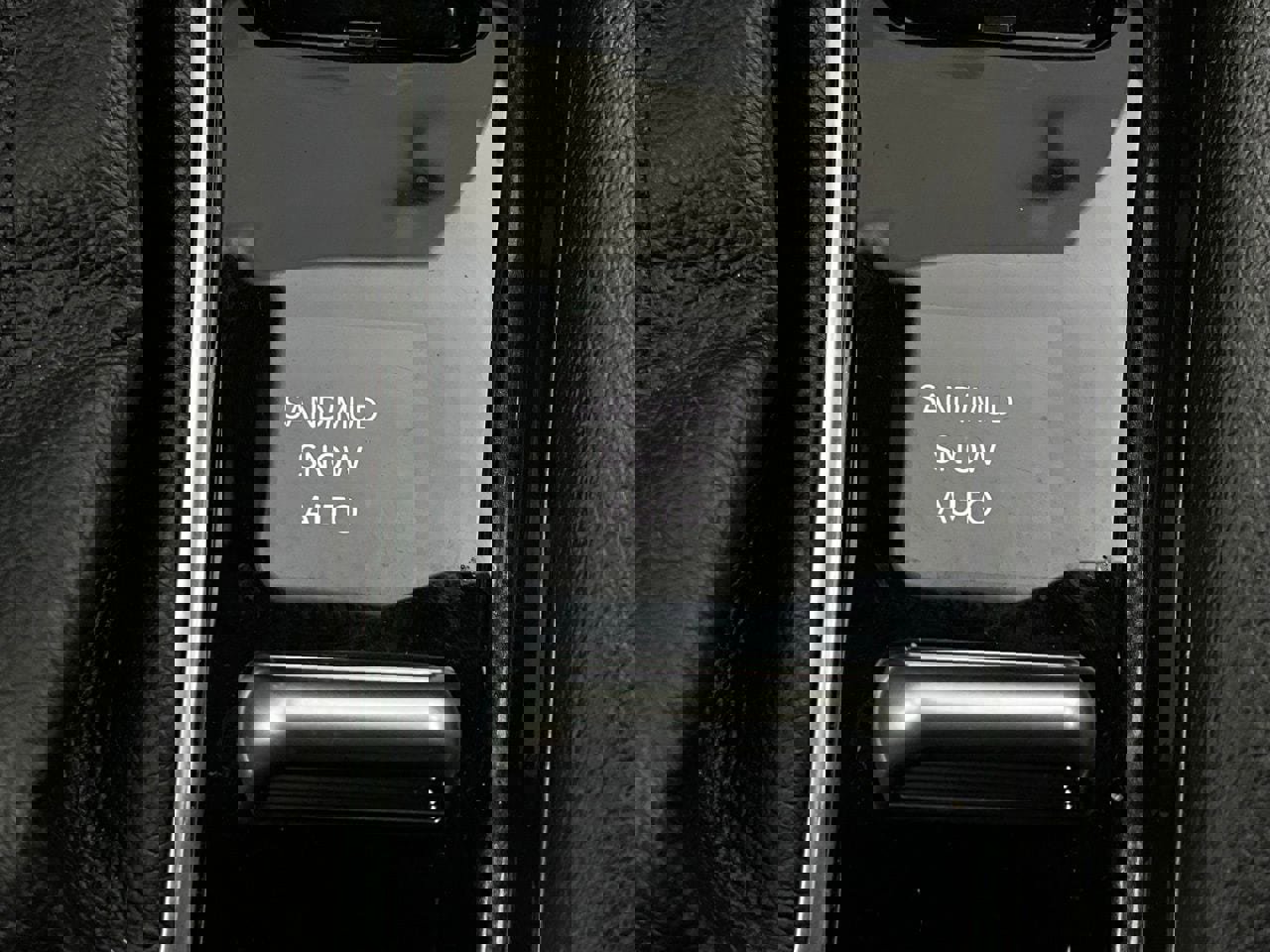 Used 2025 Jeep Compass Latitude AWD/4WD image 23