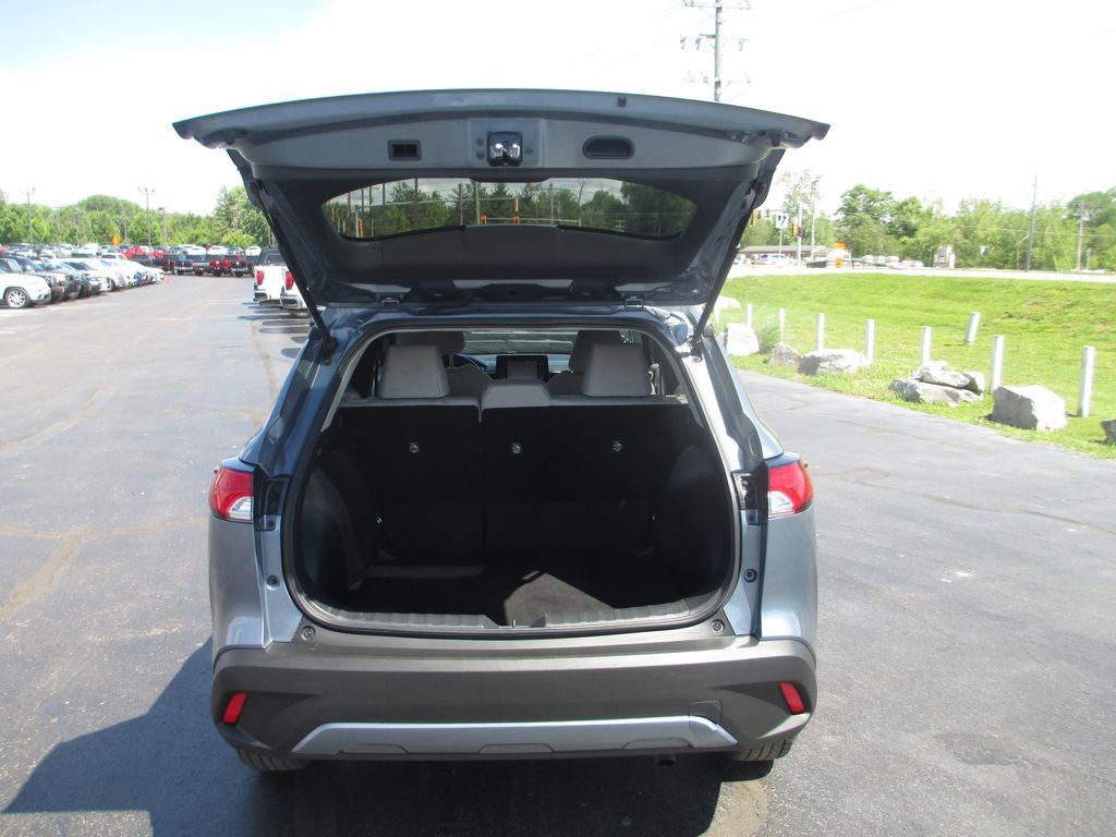 Used 2022 Toyota Corolla Cross L FWD image 7
