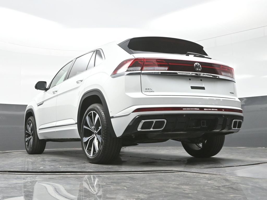 Used 2025 Volkswagen Atlas Cross Sport SEL Premium R-Line image 19