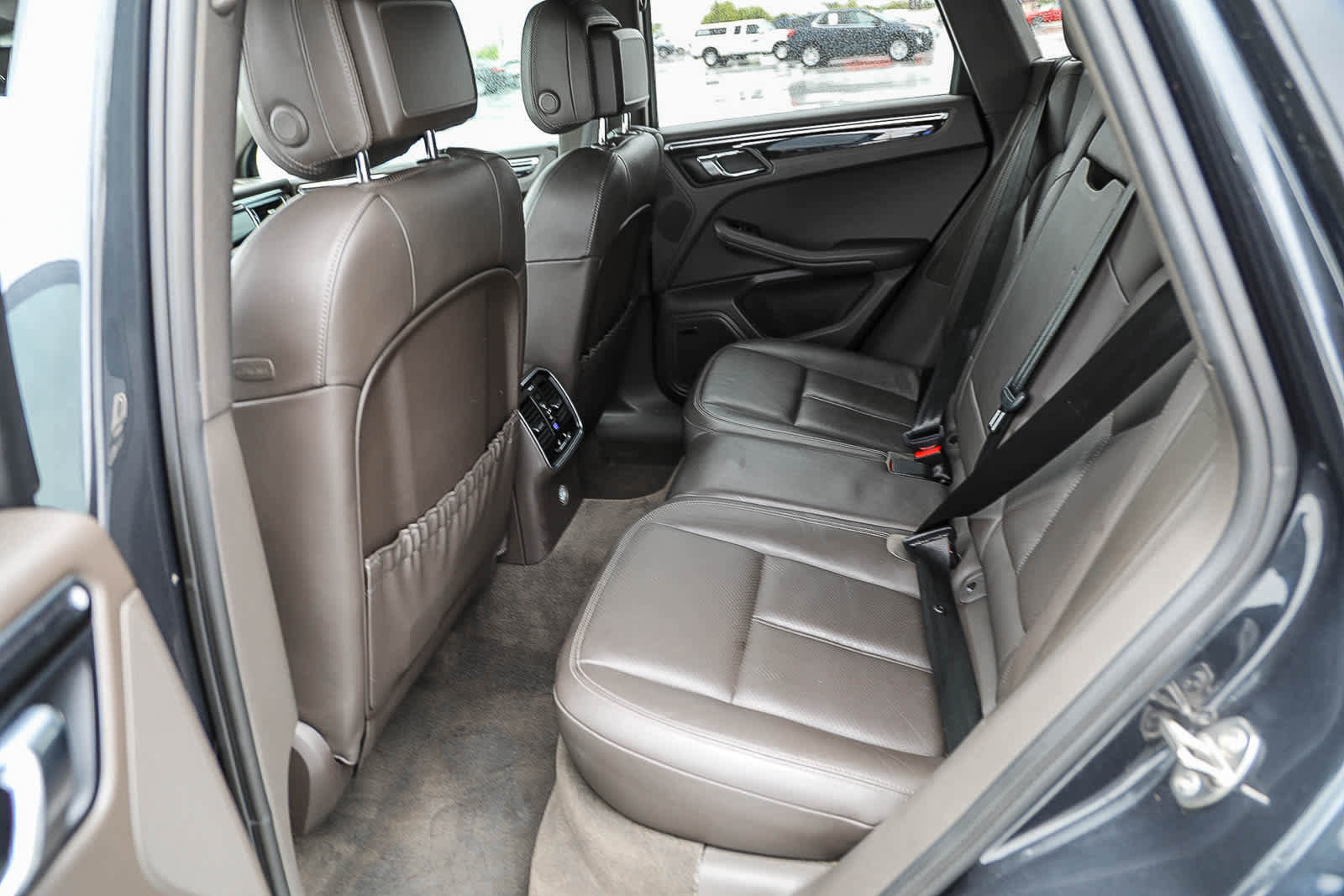 Used 2017 Porsche Macan S AWD/4WD image 18