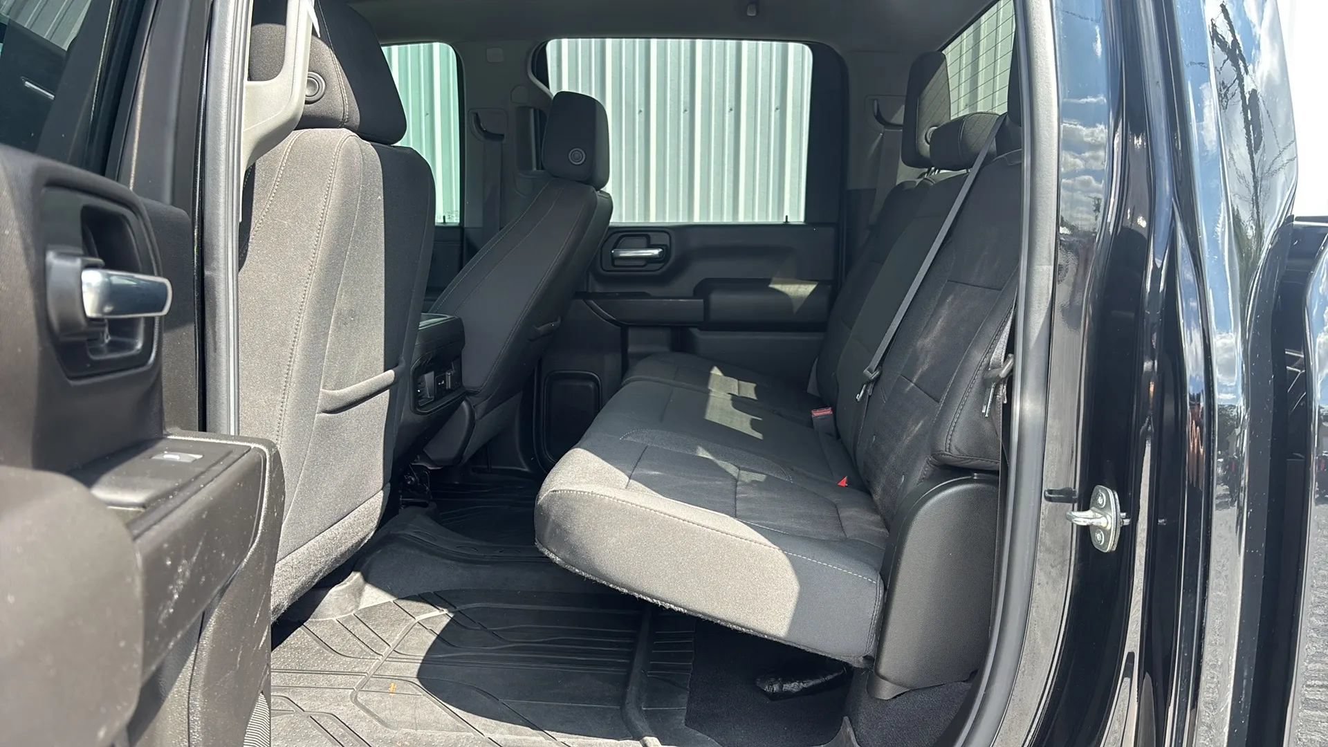 Used 2022 Chevrolet Silverado 2500 LT w/ Midnight Edition AWD/4WD image 20