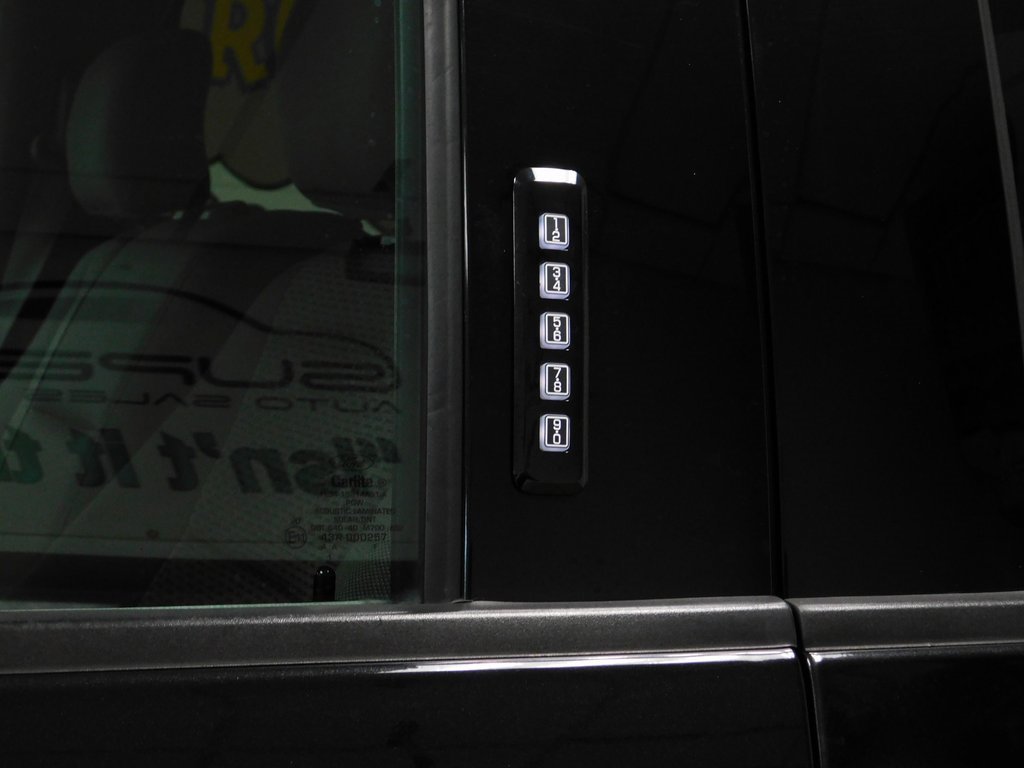 Used 2015 Ford F150 XLT w/ Trailer Tow Package image 29