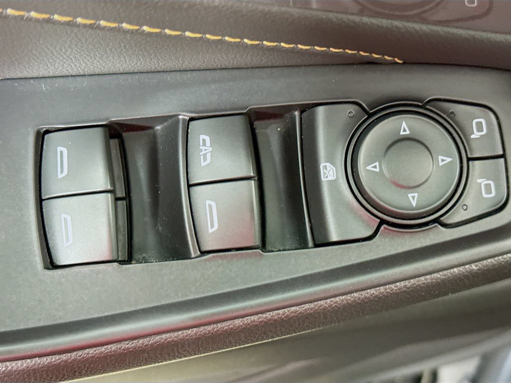 Used 2021 Chevrolet Traverse LT AWD/4WD image 19