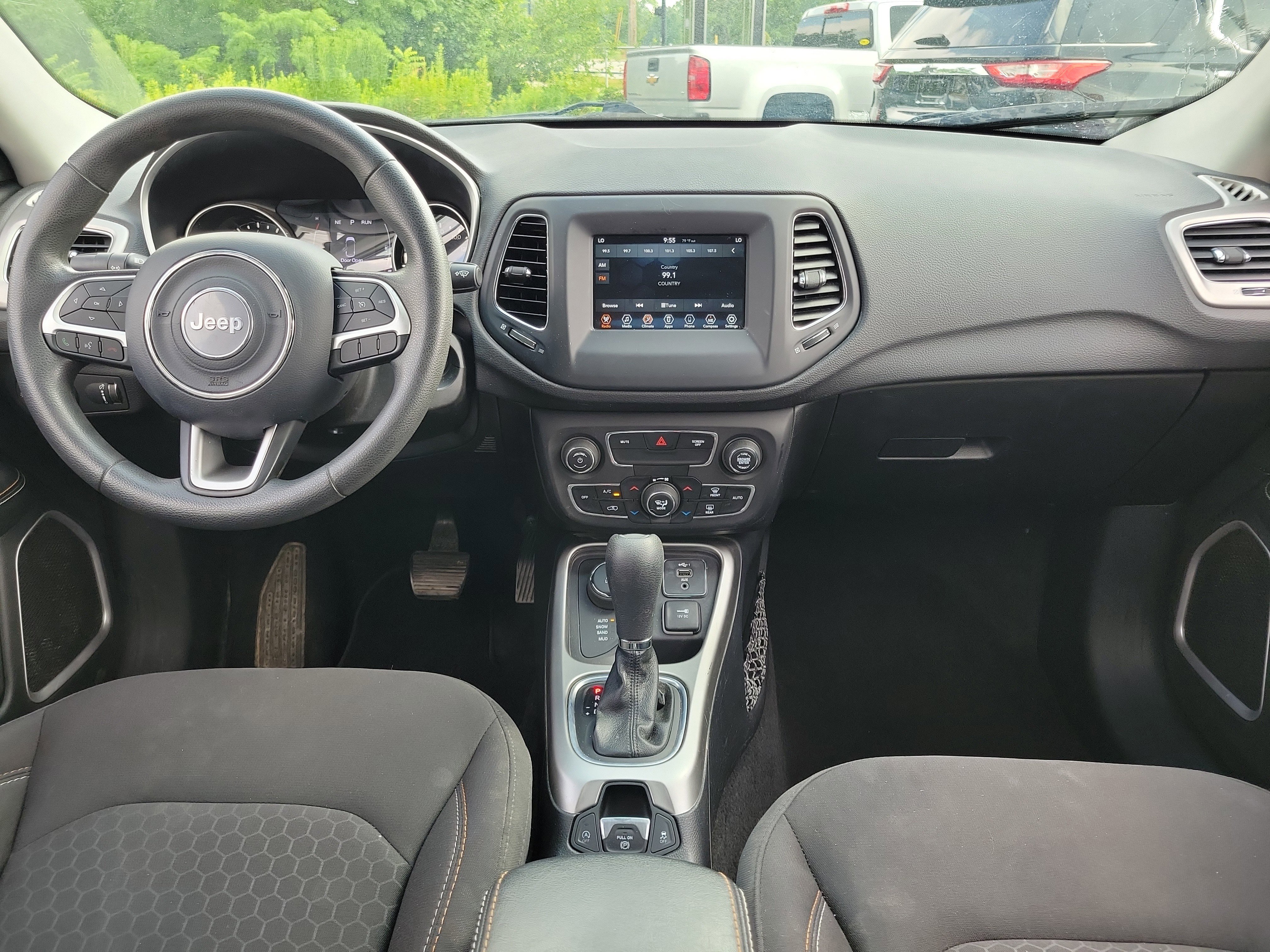Used 2019 Jeep Compass Sport image 9