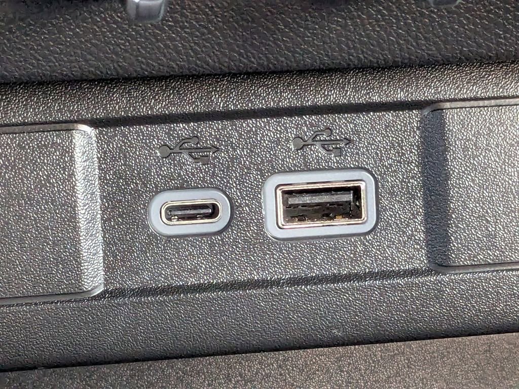 Used 2025 Chevrolet Colorado LT w/ Advanced Trailering Package image 24