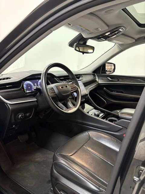 Certified 2022 Jeep Grand Cherokee L Limited image 14