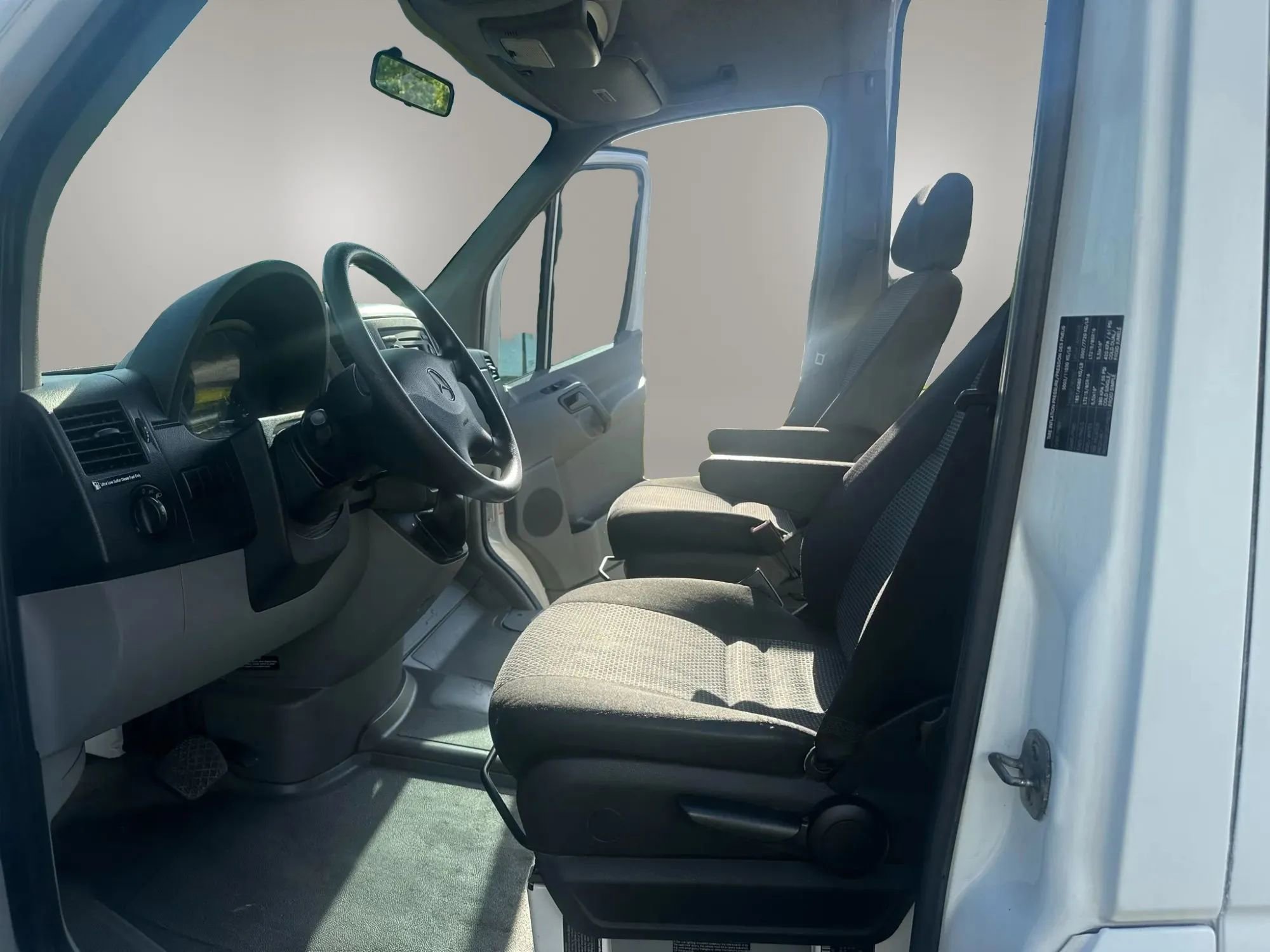 Used 2012 Mercedes-Benz Sprinter 3500 image 18
