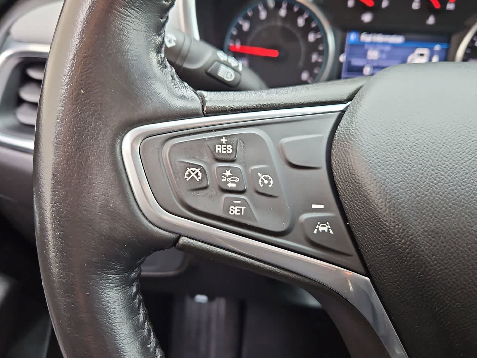 Used 2022 Chevrolet Equinox LT AWD/4WD image 23