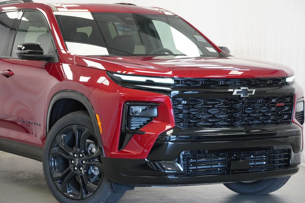 New 2027 Chevrolet Traverse RS w/ LPO, Floor Liner Package AWD/4WD image 9