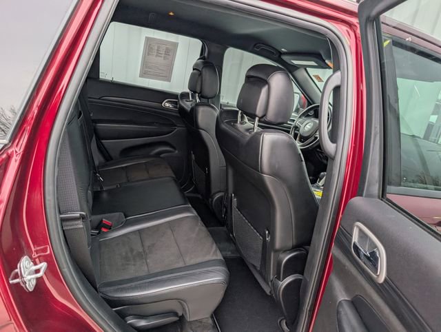 Used 2019 Jeep Grand Cherokee Altitude AWD/4WD image 18