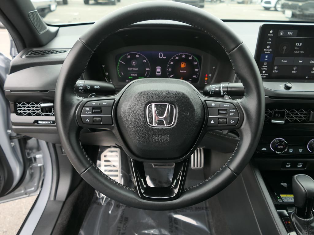 Used 2025 Honda Accord Sport image 18
