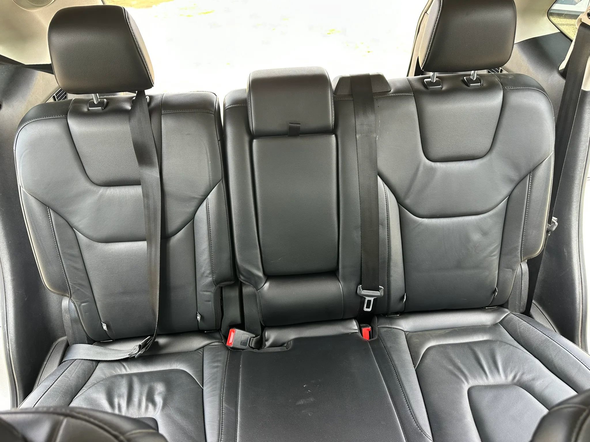 Used 2018 Ford Edge Titanium w/ Technology Package FWD image 11