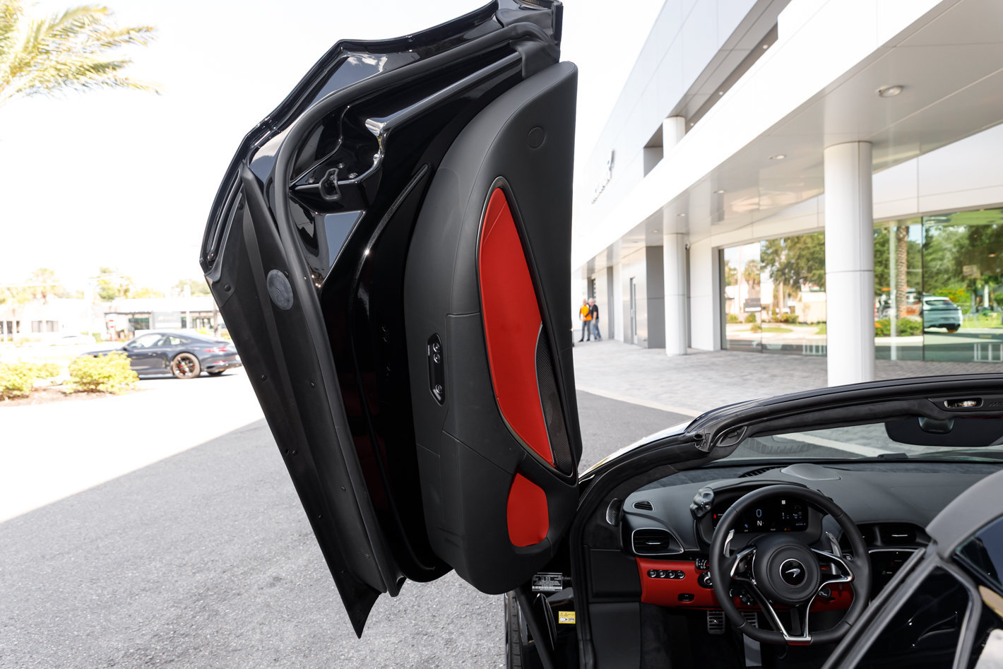 Used 2026 McLaren Artura Spider RWD image 51