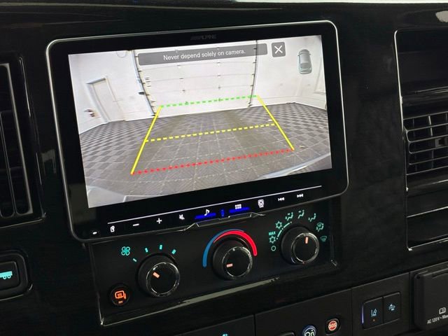 New 2026 GMC Savana 2500 RWD image 32